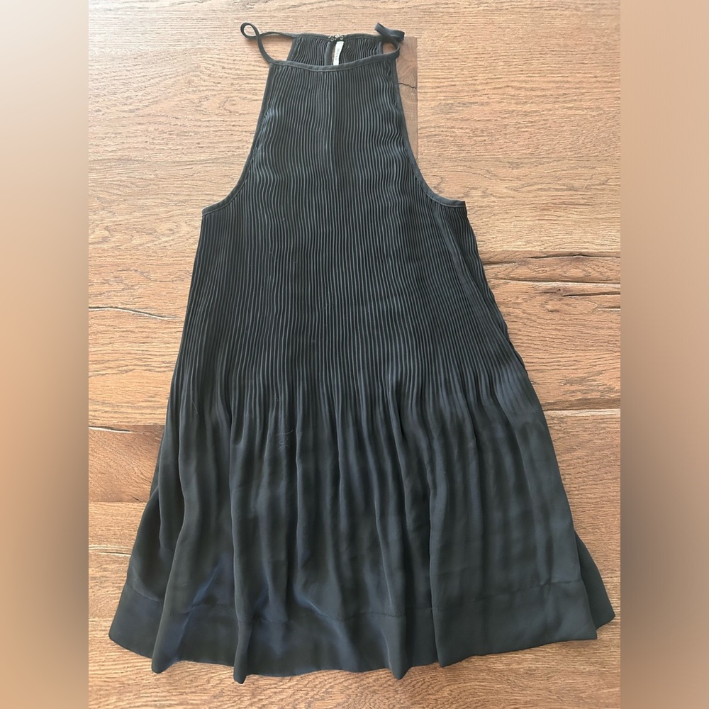 Kimchi Blue Sleeveless Flowy Top